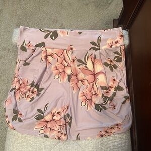 Simple Addiction Harem Shorts